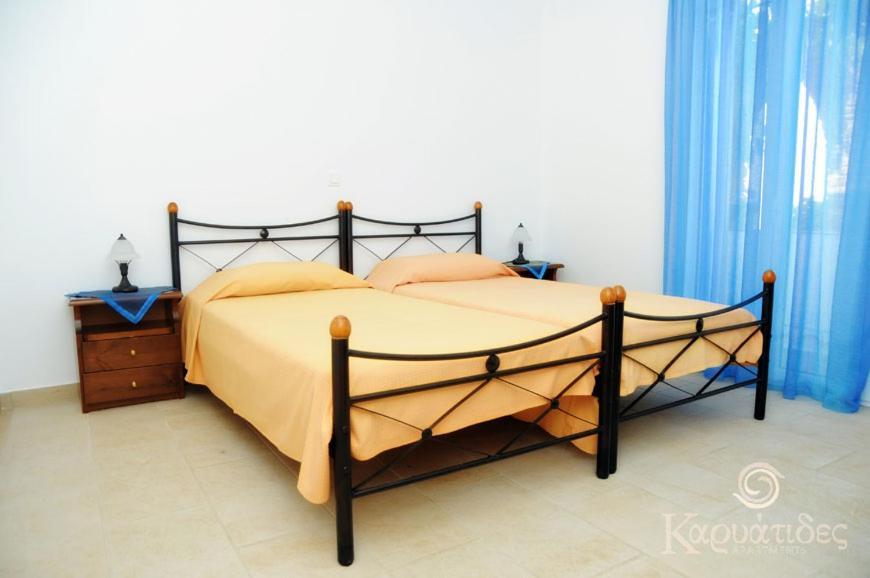 Karyatides Apartments Kariá Exterior foto